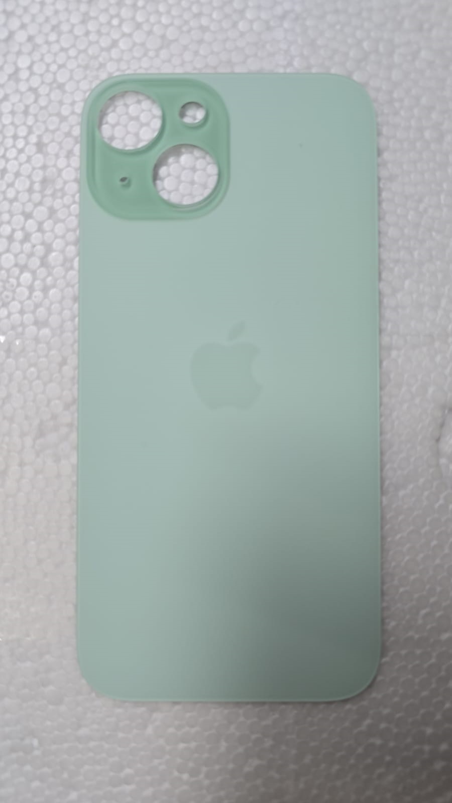 Tapa de Iphone 15 Verde big Hole