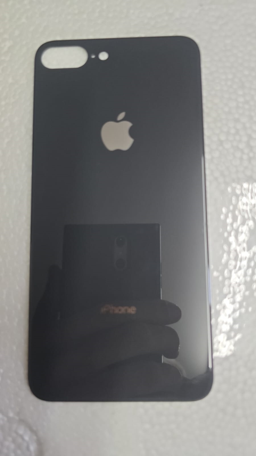 Tapa de Iphone 8 Plus Negro Big Hole