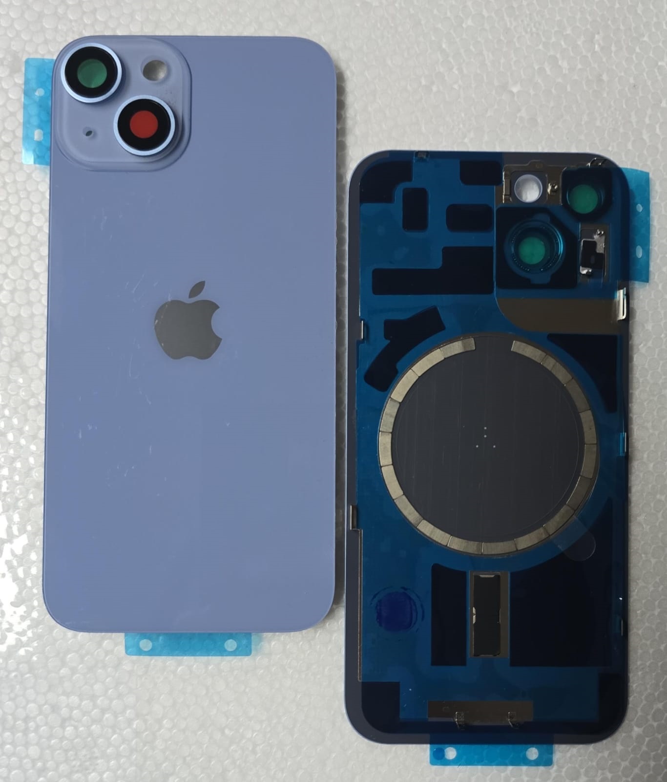 TAPA de IPHONE 14 Azul con Anclajes