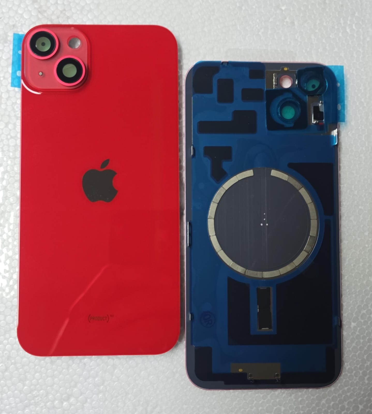 TAPA de IPHONE 14 Plus Rojo con Anclajes