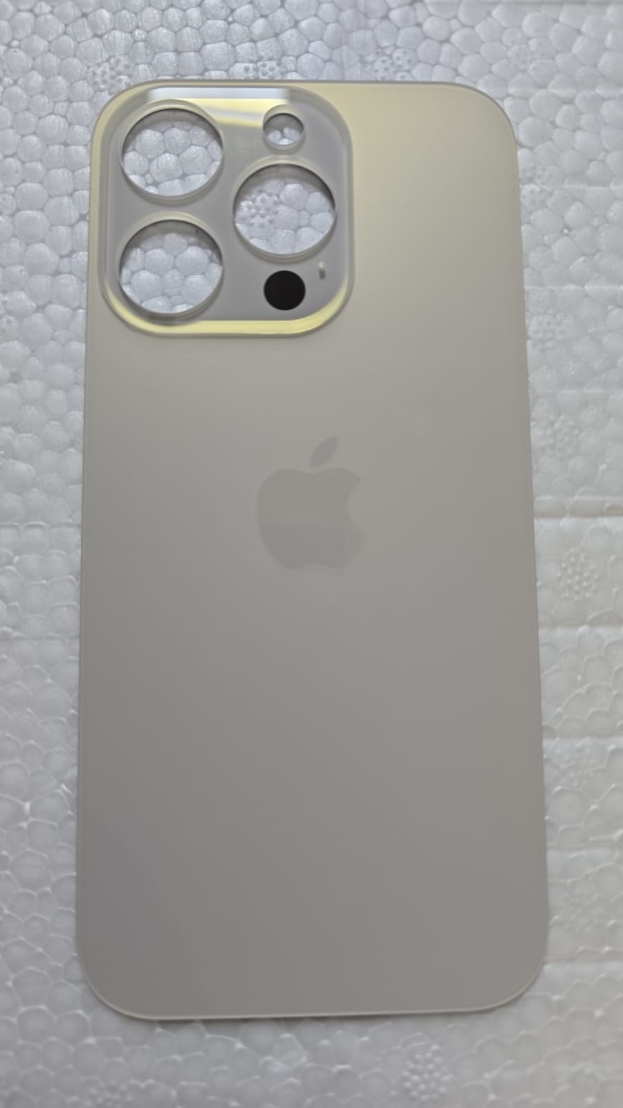Tapa Iphone 14 Pro Dorado